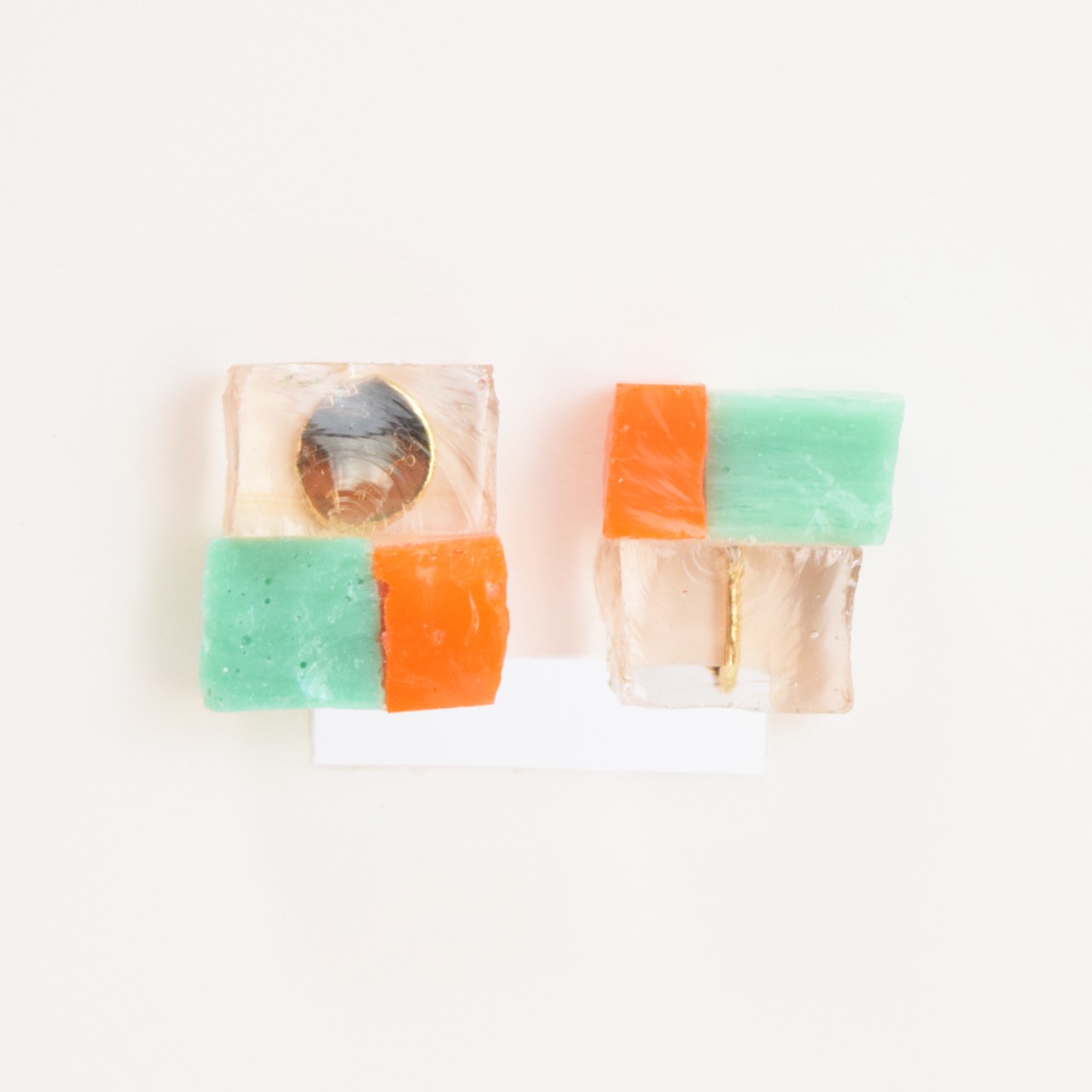【花窓】イヤリングL　オレンジ×パステルグリーン×クリア
