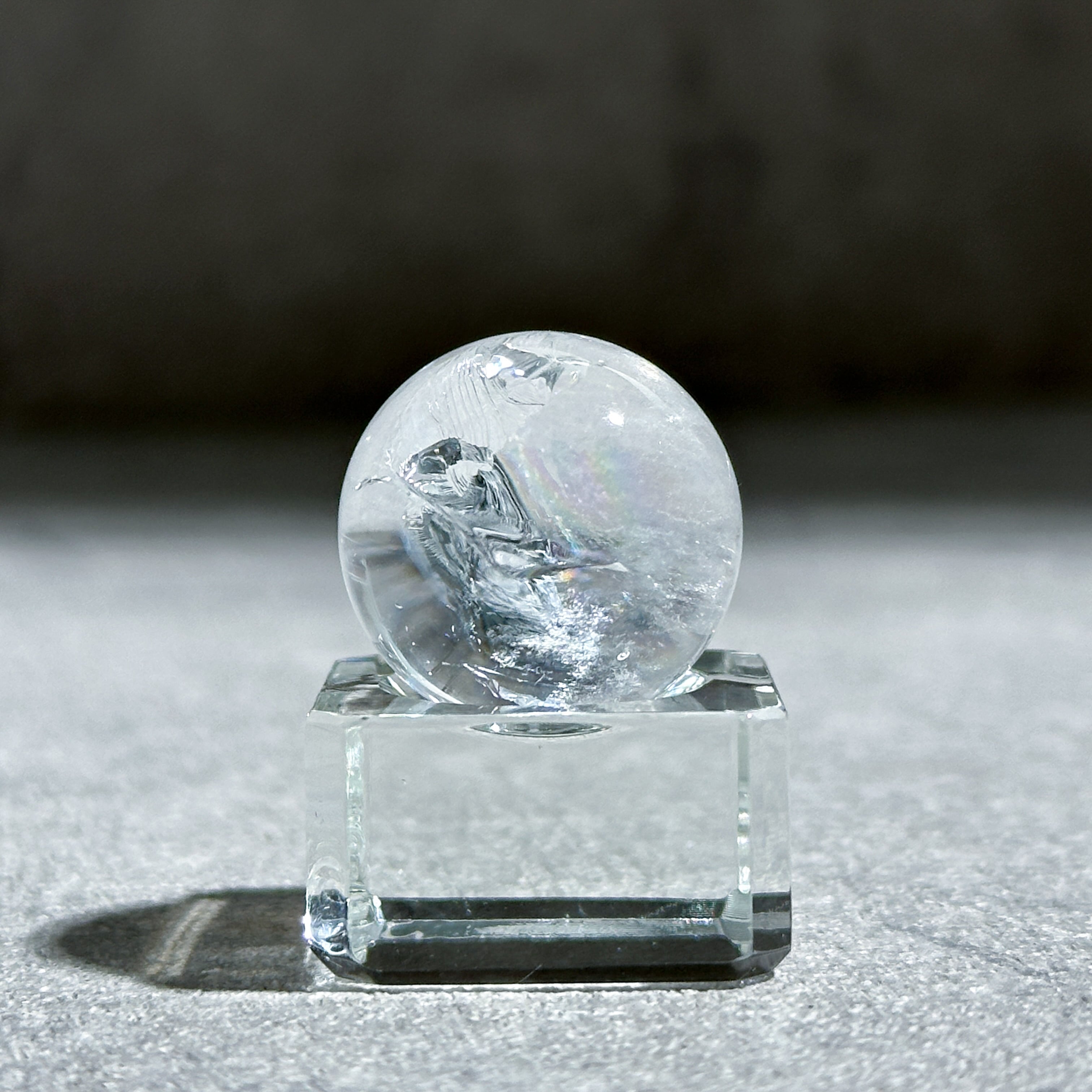 クラックガラス 花器 フルーツコンポート エメラルドクウォーツ 台座付き◎クリア(クラック)クォーツ スフィア84◇ Clear Quartz