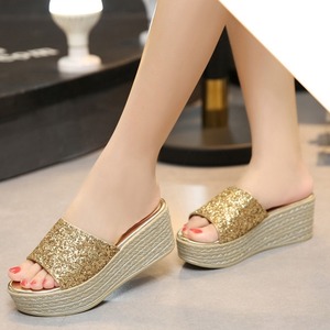 【送料無料】 サンダル シューズ 靴 ウェッジヒール ウェッジソール 厚底 レディース 大人可愛い おしゃれ カジュアル お洒落 大人女子 歩きやすい 痛くない 疲れにくい 美脚 脚長 スタイルアップ ブラック 黒 シルバー 銀 ゴールド 金 20代 30代 40代 夏 お出かけ デート 女子会