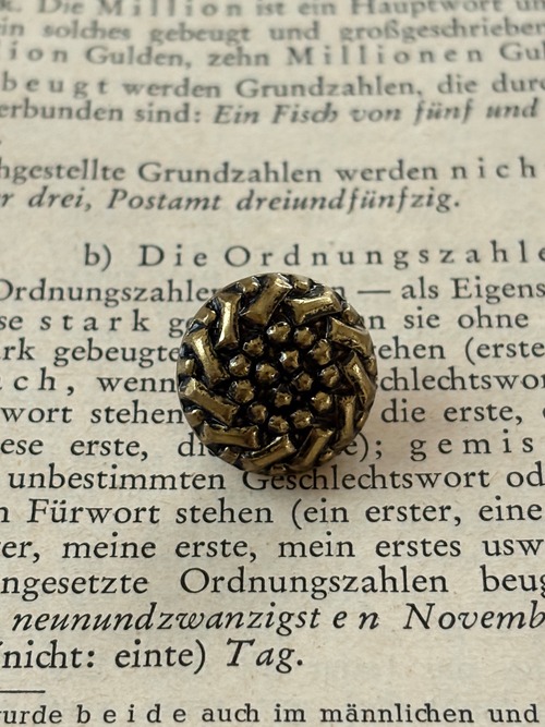 17mm フランス Vintage ボタン ドーム型 メタルボタン ゴールド アクセサリーパーツ コレクション