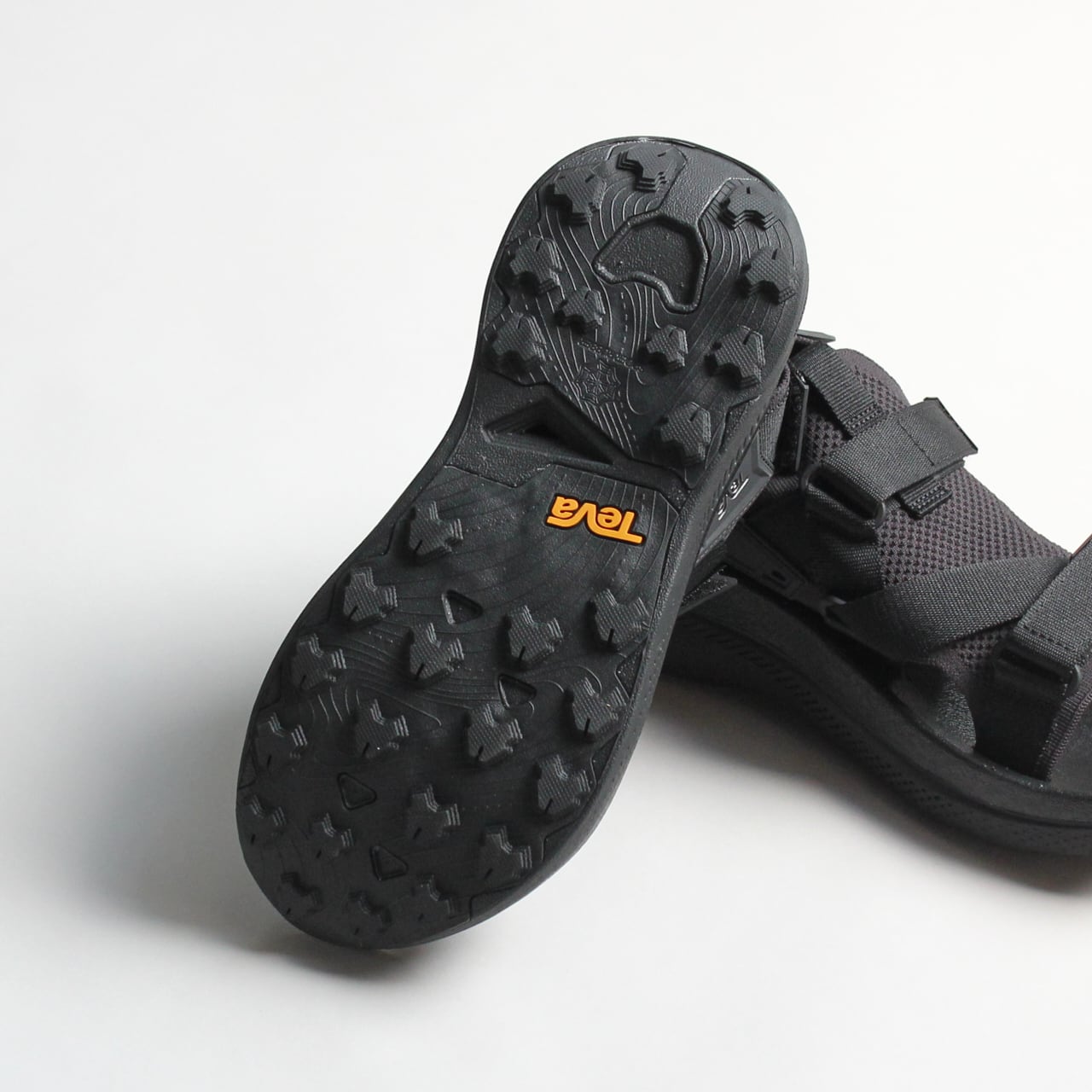 TEVA AVENTRAIL アベントレイル 24cm ブラック Teva（テバ）M AVENTRAIL (アベントレイル) - ブラック/ ブラック