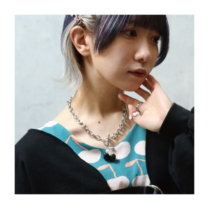 select 29028：cherry mantel necklace