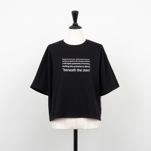 【PASSIONE／パシオーネ】クロップドメッセージロゴTシャツ（ブラック）