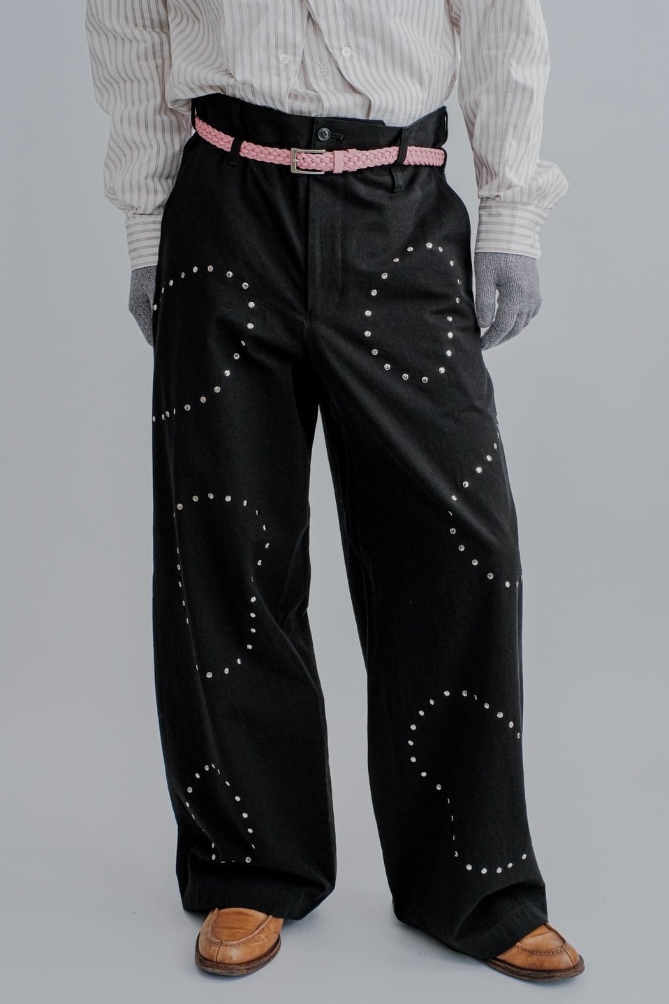 【ADAPTART】DOUBLE BELT LOOP STUDS TROUSERS