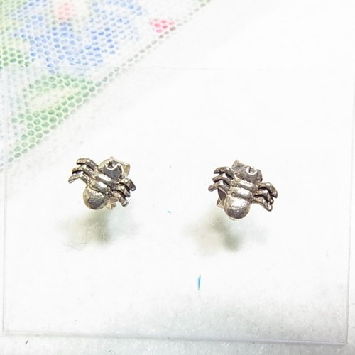 シルバー925製、虫のピアス  アクセサリーのセール通販　11270S