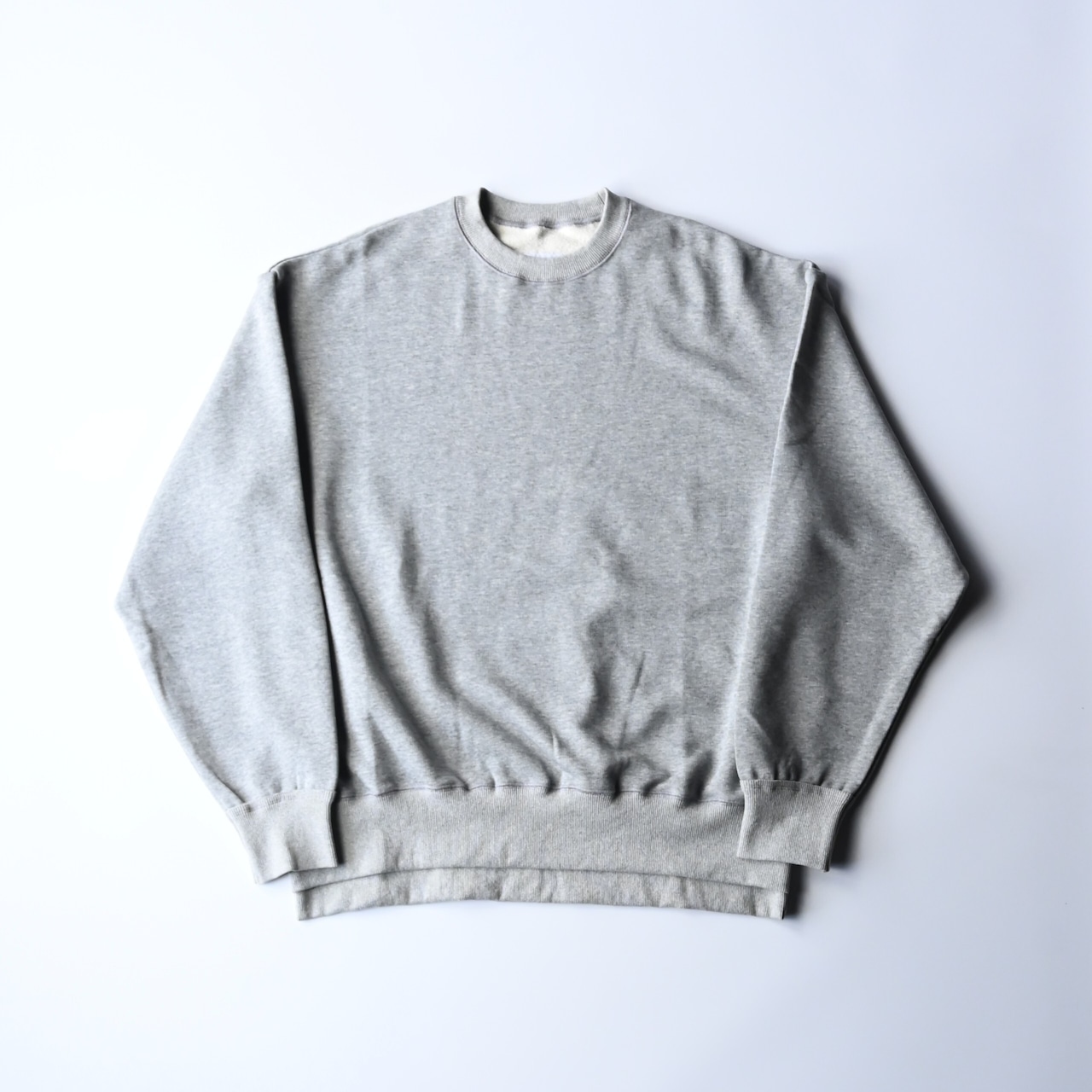 UNTRACE / 210(クルーネックスウェット)