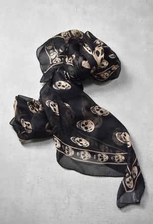 Alexander Mcqueen skull graphic scarf 0-14-190 83