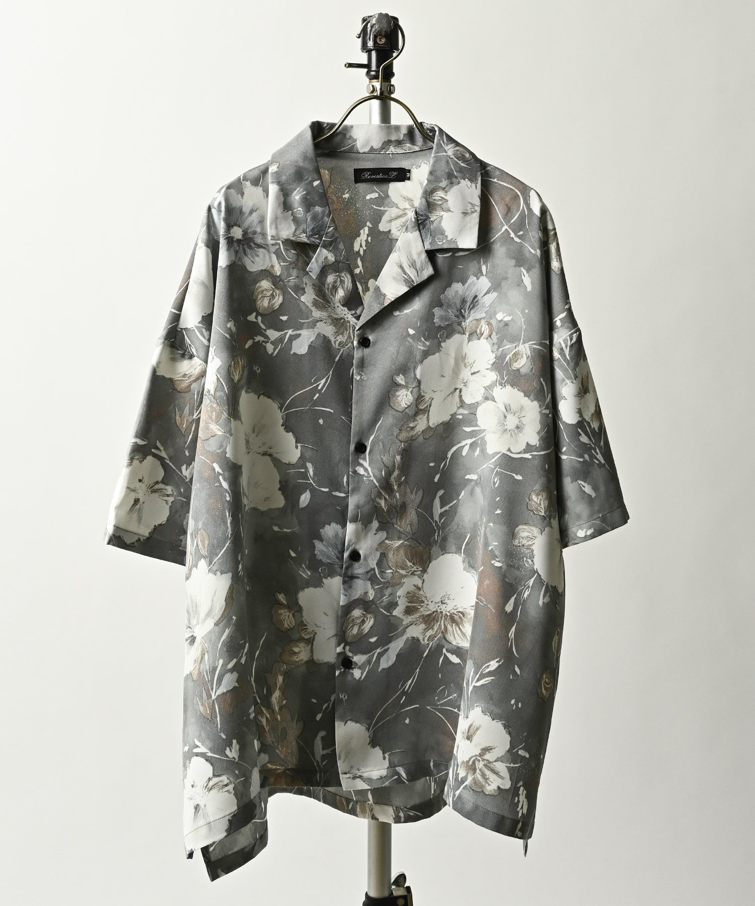 Revertical All-over print big silhouette open collar shirt (18) RV8960
