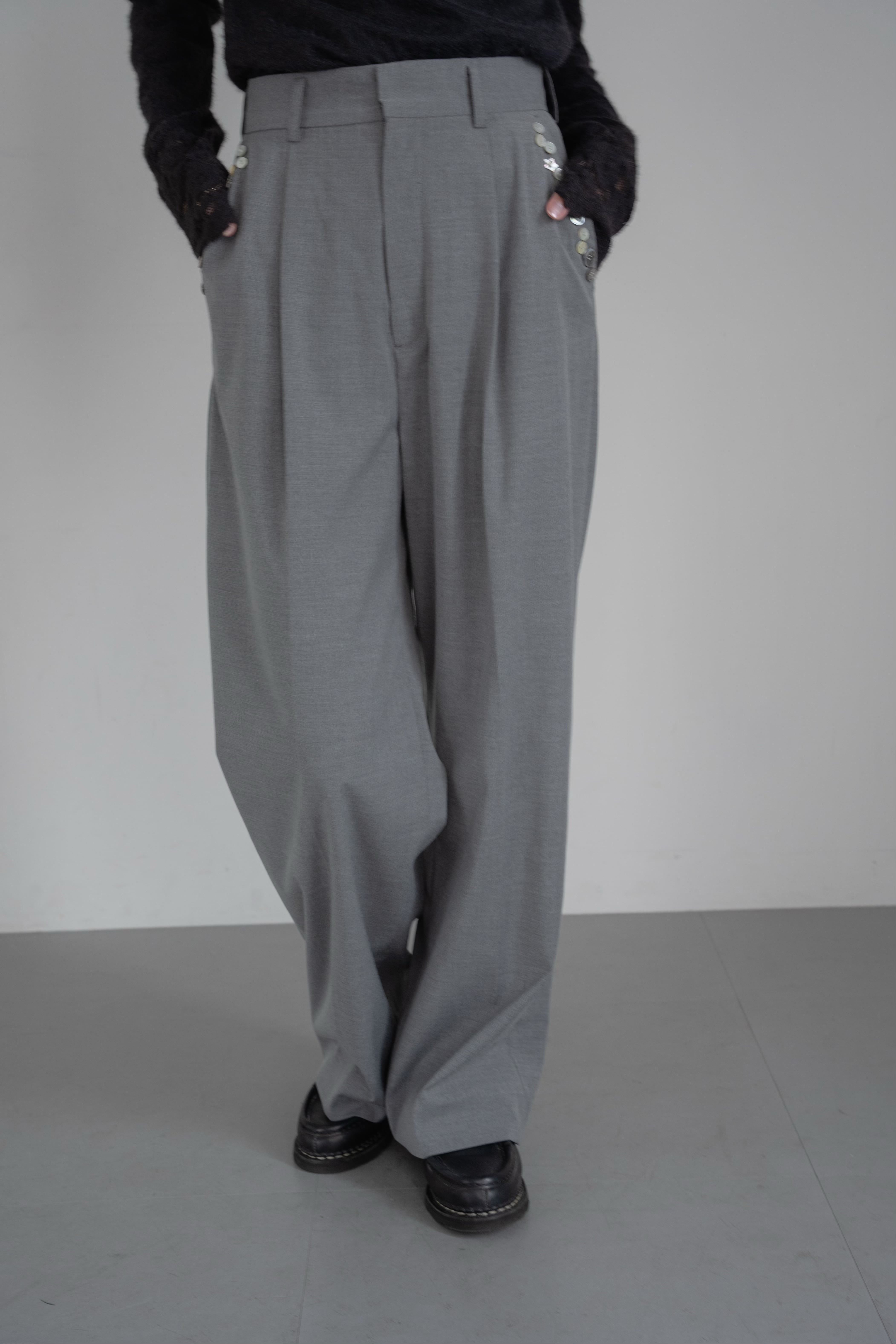 【philme】shell button slacks pants gray shell button slacks pants | philme