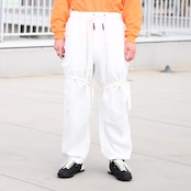 UNTRACE(アントレース)リネンファブリック、ハーフジッププルオーバー、オーバーパンツコーディネート