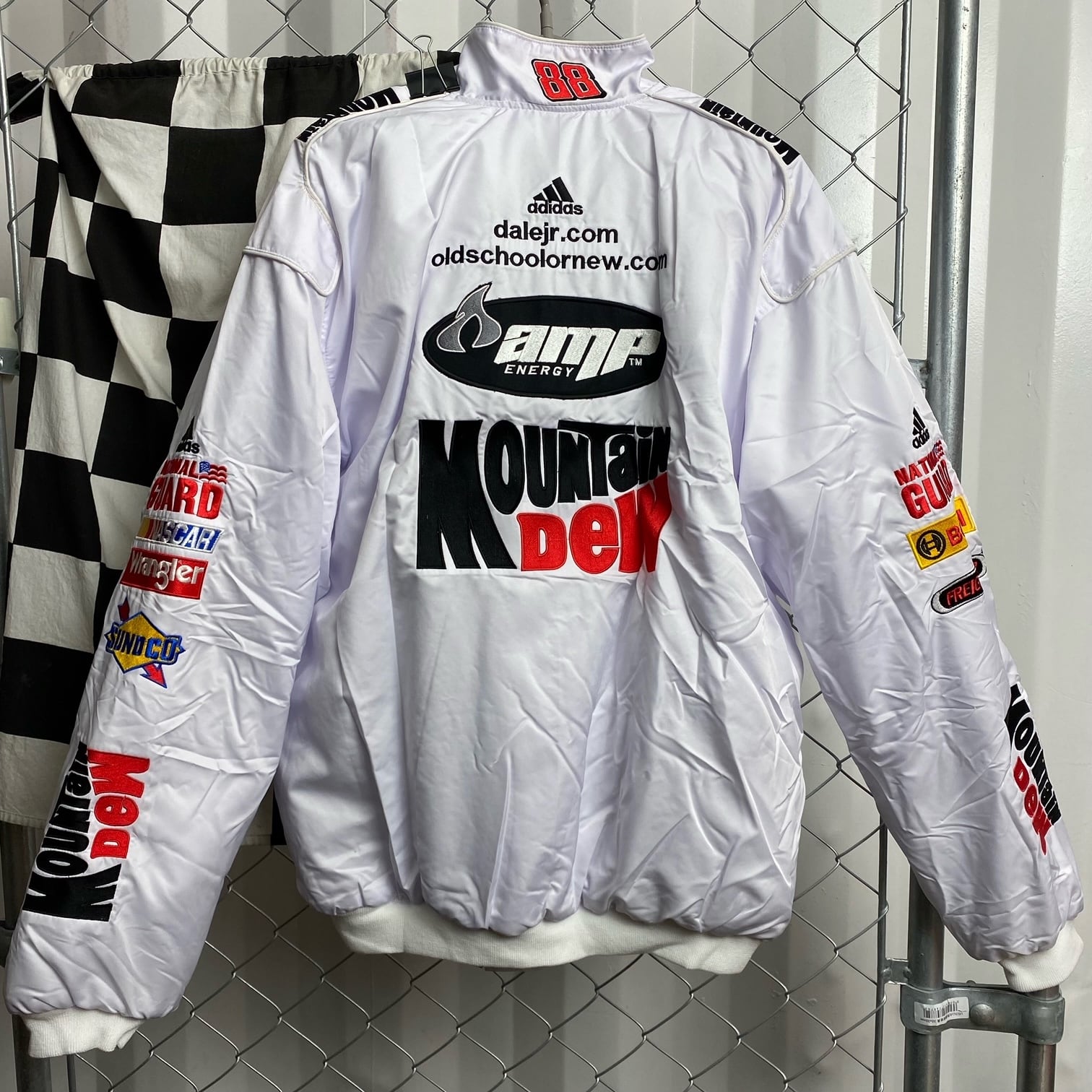 d3fea259c7f71e3888f413bb0d4c40