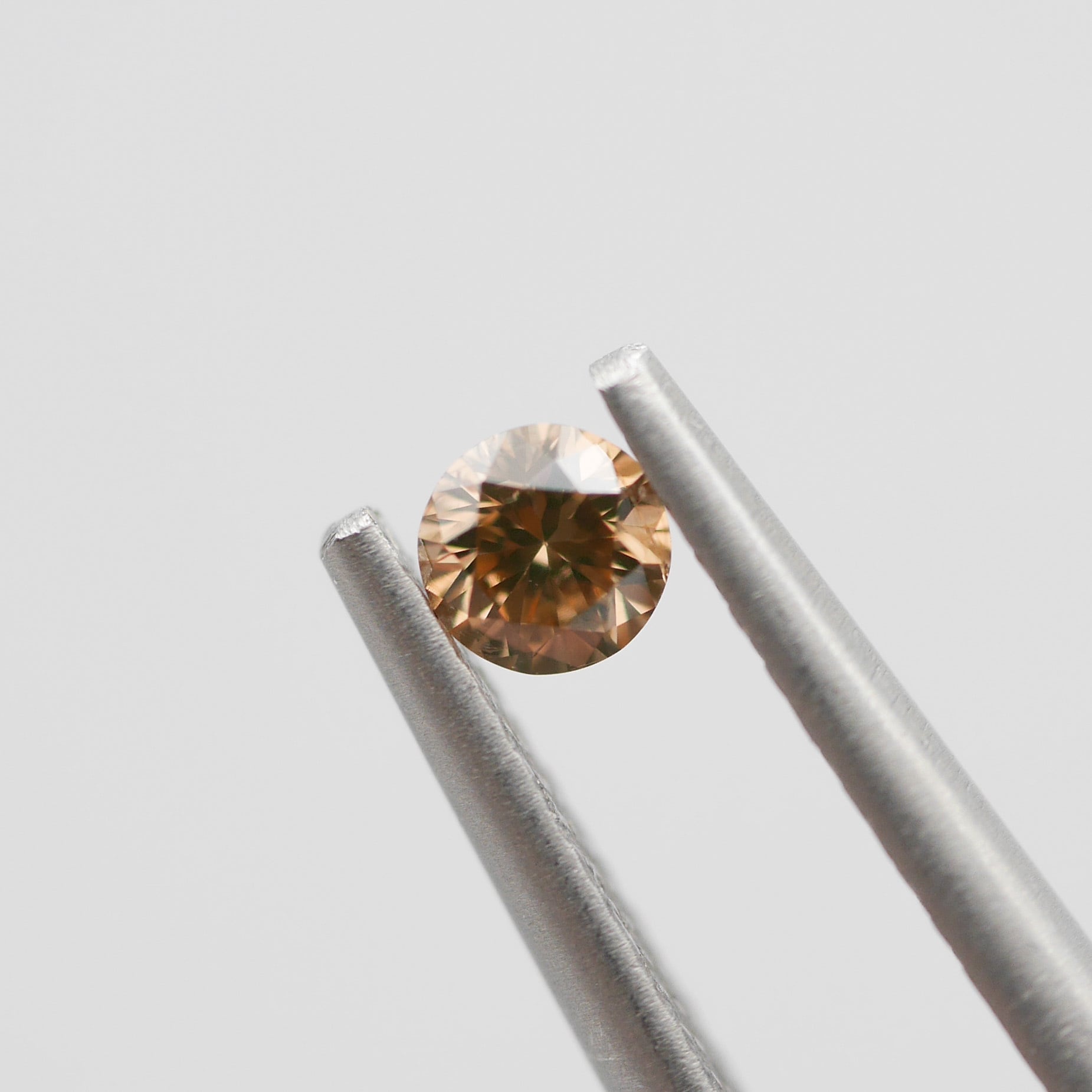 PG18 ブラウンダイヤモンド1.002ct  総重量2.32g