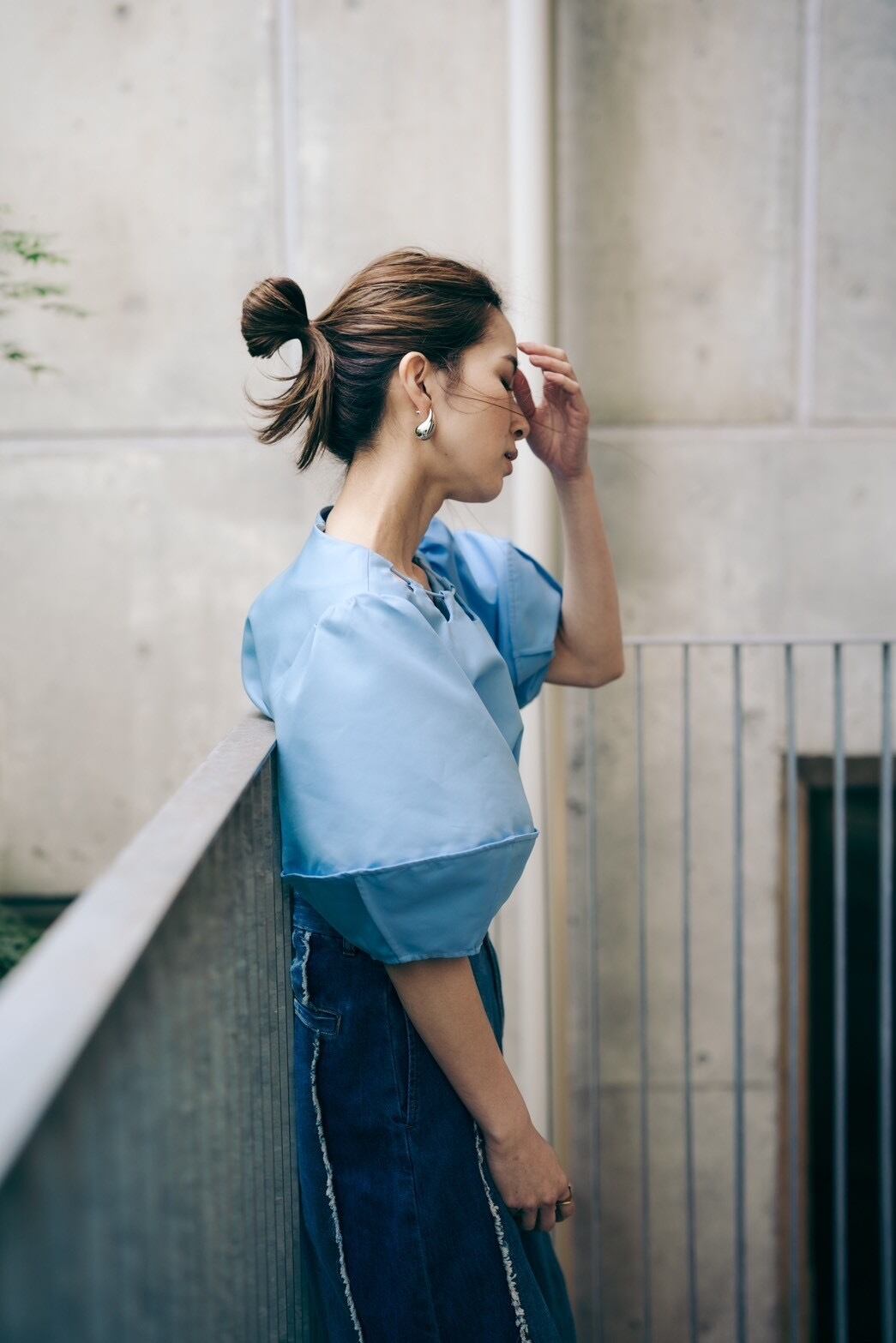 DAISY BLOUSE(blue)ご注文から1週間前後で発送 | roughlow