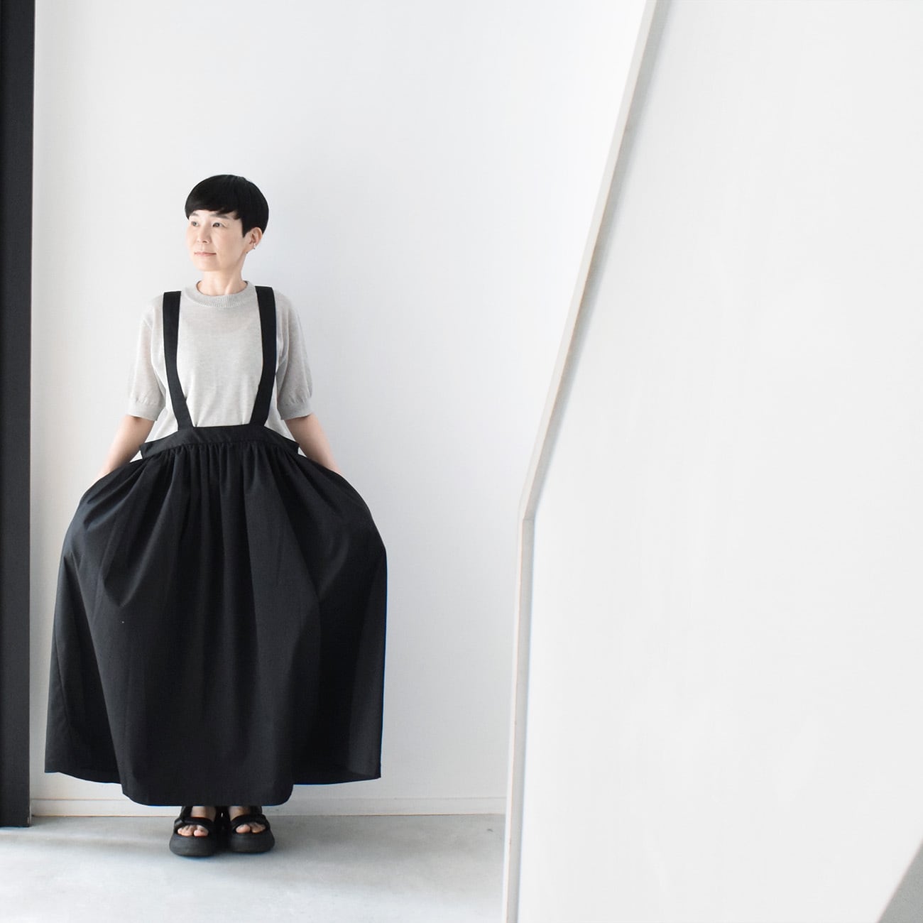 skep　スケップ　ギャザージャンパースカート：黒 ギャザージャンパースカート：黒［SK03JSBK］ | skep-online shop