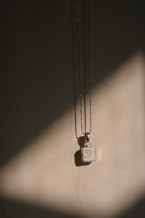 vija Spiral Shell necklace