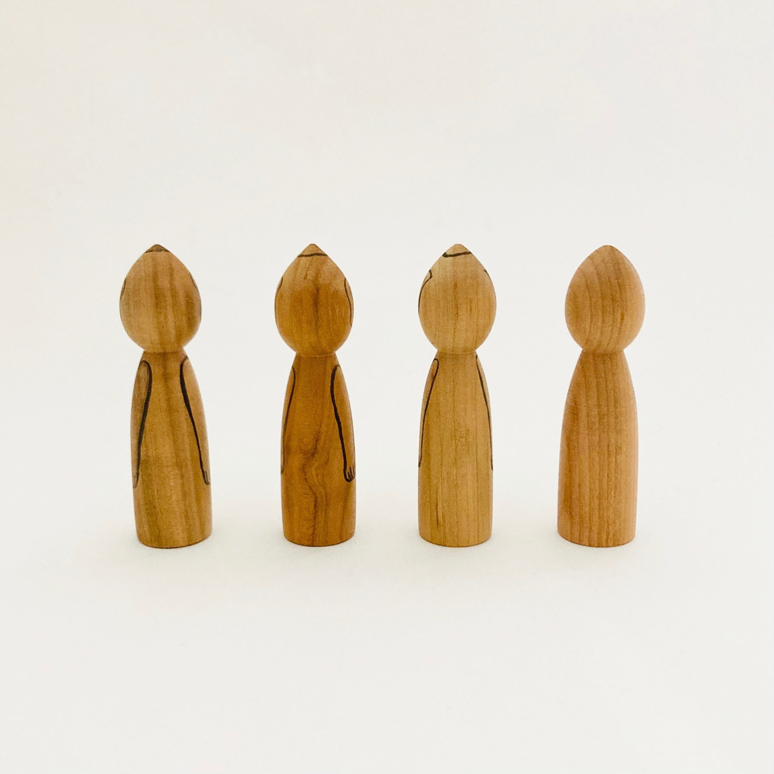 当店オリジナル「ビリケンこけし」（トンガリ頭）