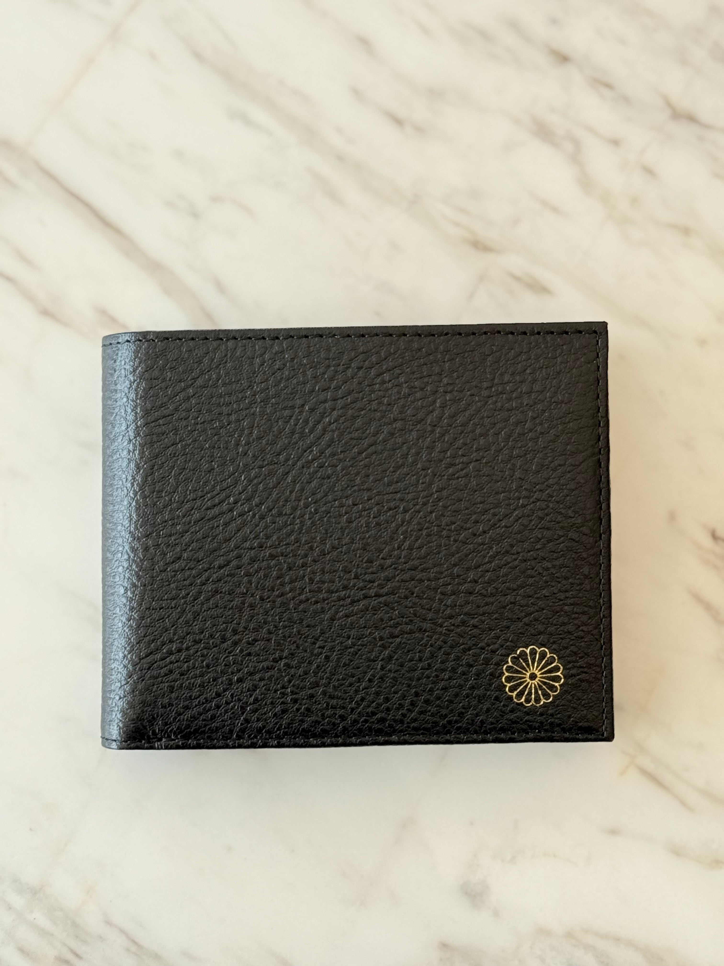 新品【菊の紋章入り】2つ折り財布 高級革使用】菊の紋章入り2つ折り財布 | 創業133年皇室御用達 村松時計店
