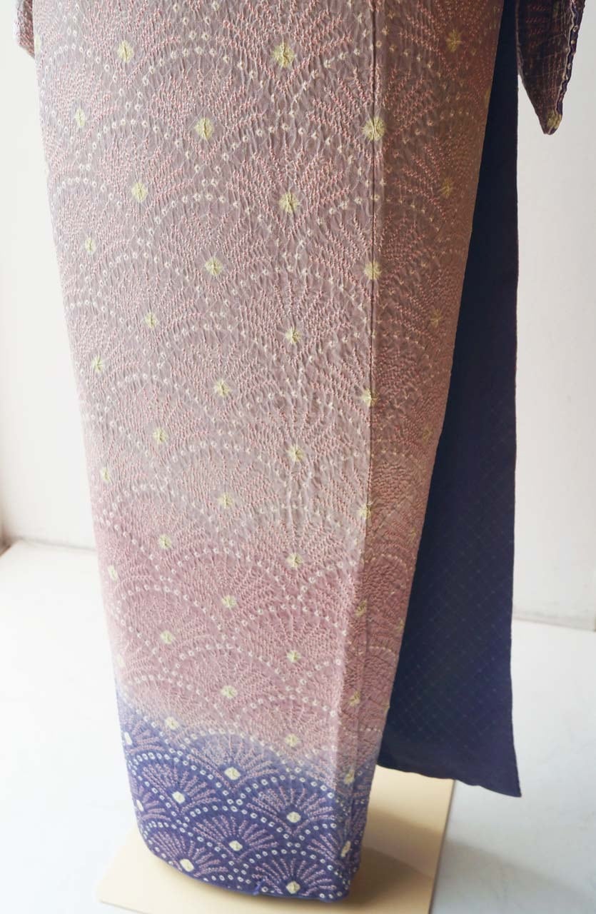 袷】紫色系暈かし 総絞り 青海波文 訪問着 | 大山キモノ・ちぇらうなぼるた
