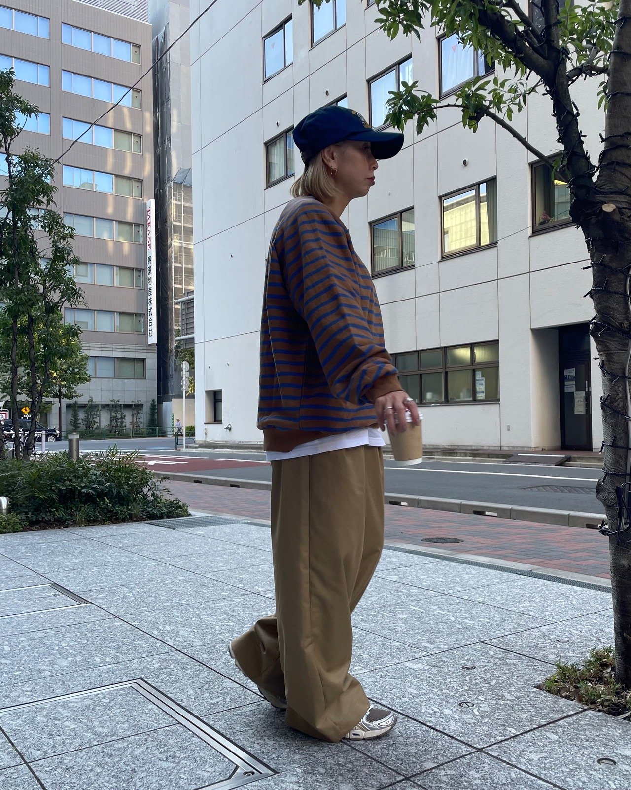 【by KOREA】calm border raglan sweat shirt <brown>