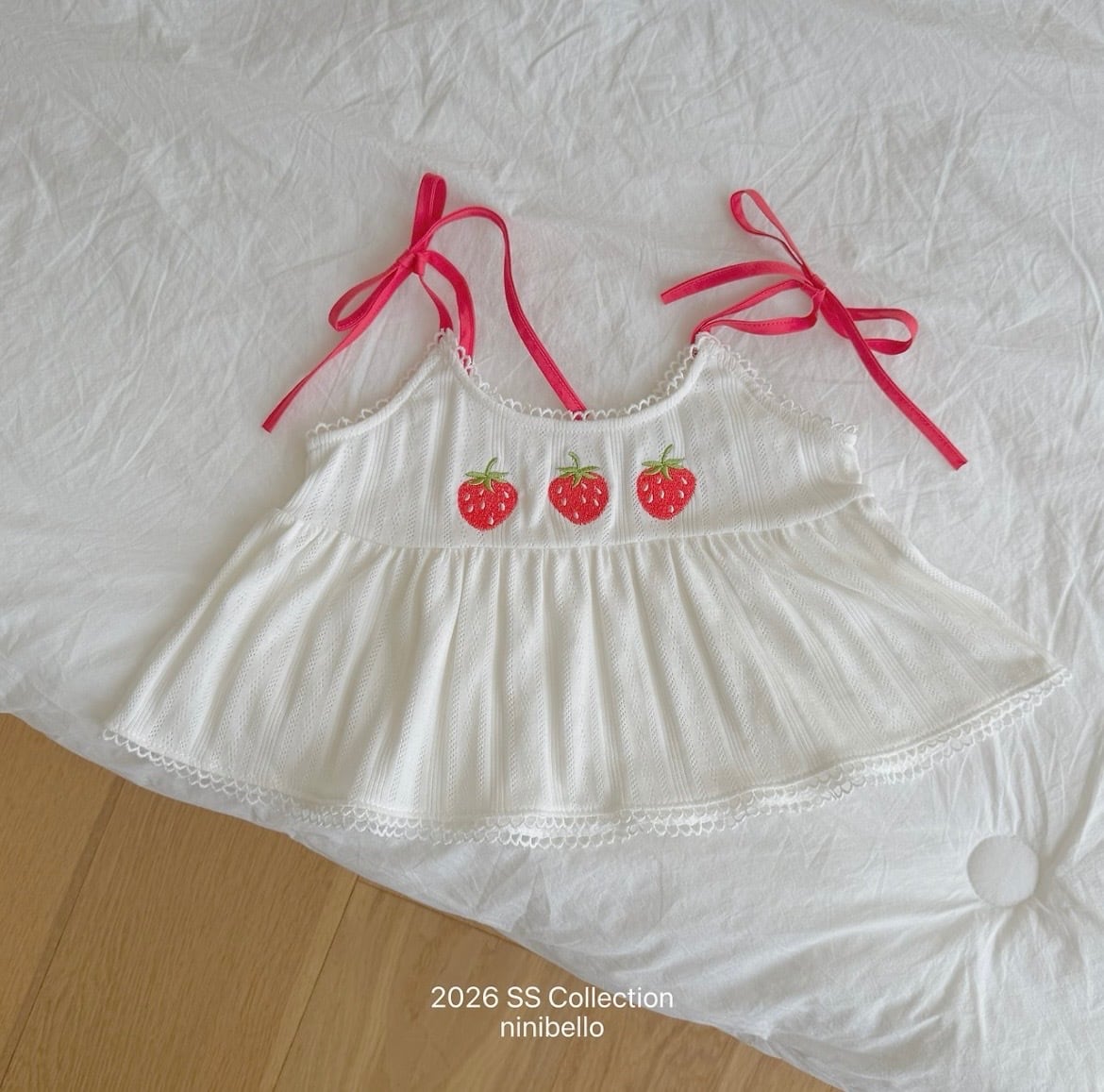 【即納/80-100size】ベリーアイレットブラウストップス / ninibello