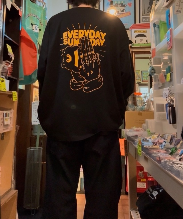 praying hands ロンT