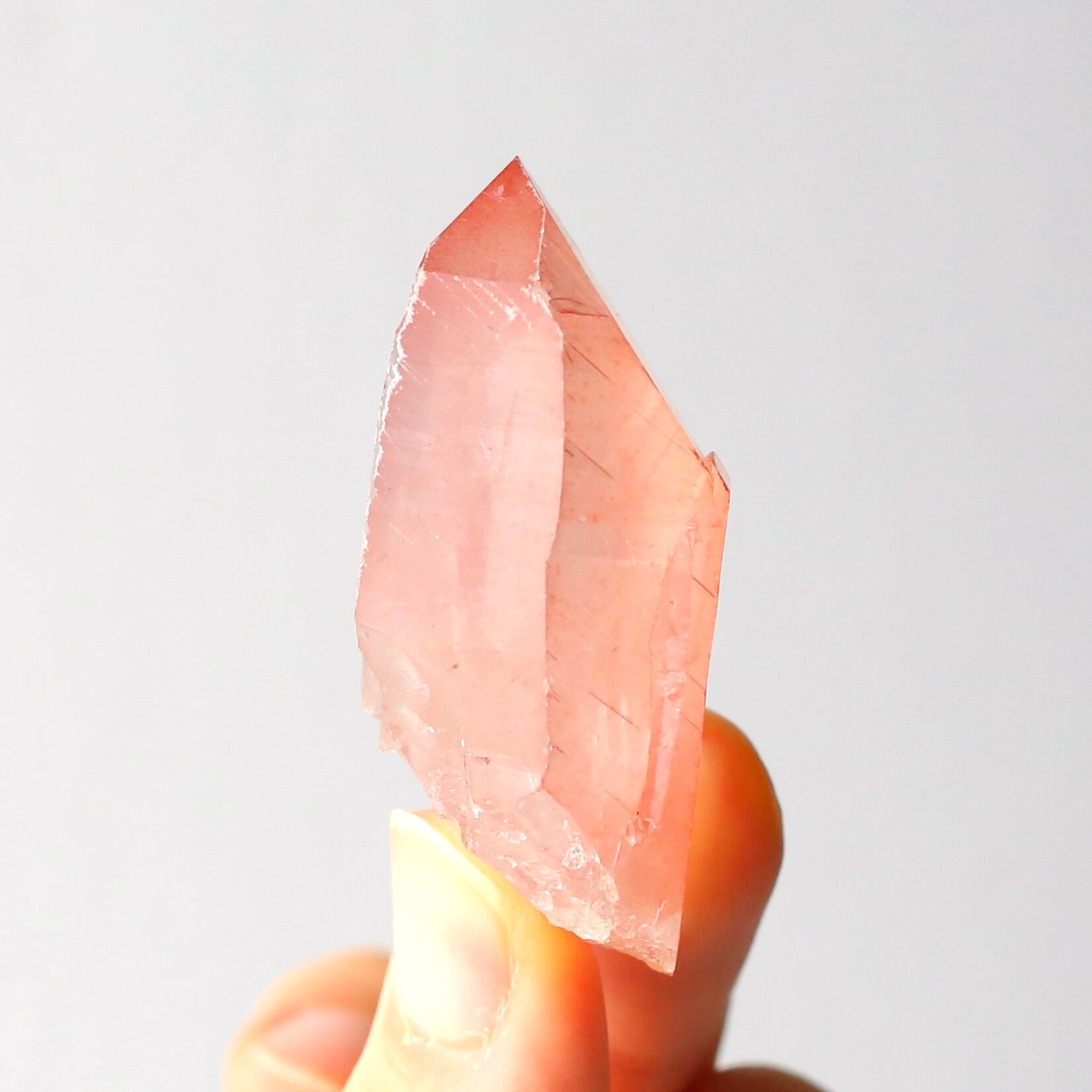 ディープピンクレムリアンシード 天然石 水晶 鉱物 一点物 クォーツ クリスタル ディープピンクレムリアンシード 天然石 水晶 鉱物 一点物 クォーツ