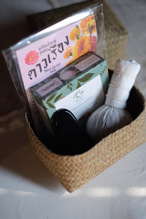 THAI HERBAL CARE SET B