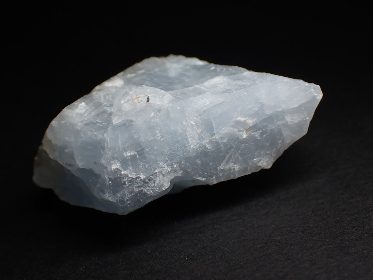 ユタ州産 セレスタイト/Celestite 原石 A-CLT068 | 鉱物・天然石のお店
