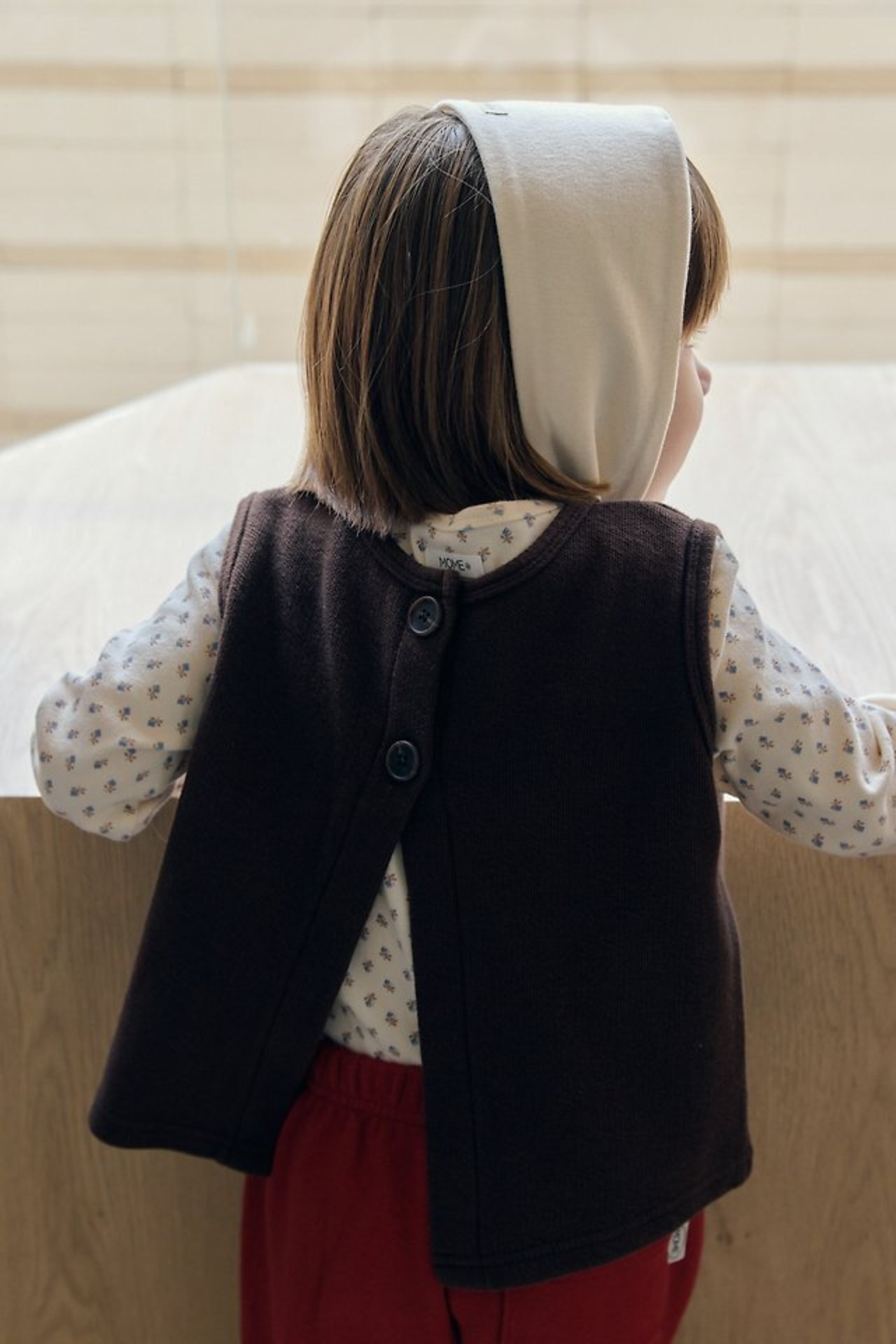 【取寄】MOME ボタンリバーシブルチョッキ|秋服|韓国子供服| 26/AT
