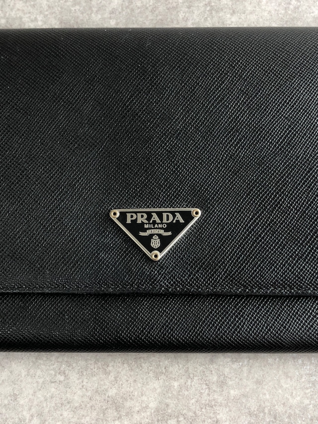 PRADA プラダ 財布 ブラック トライアングルロゴ サフィアーノレザー 2つ折り 長財布 vintage ヴィンテージ オールド dwgxzb