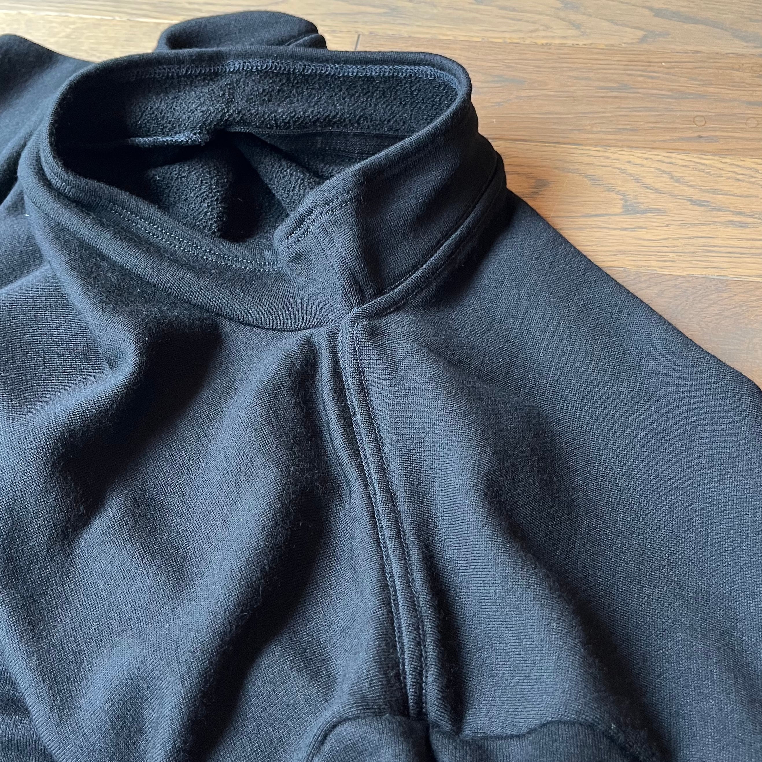 MITTAN T-14 スーパー120's ウール裏毛モックネック 黒 | Routes*Roots