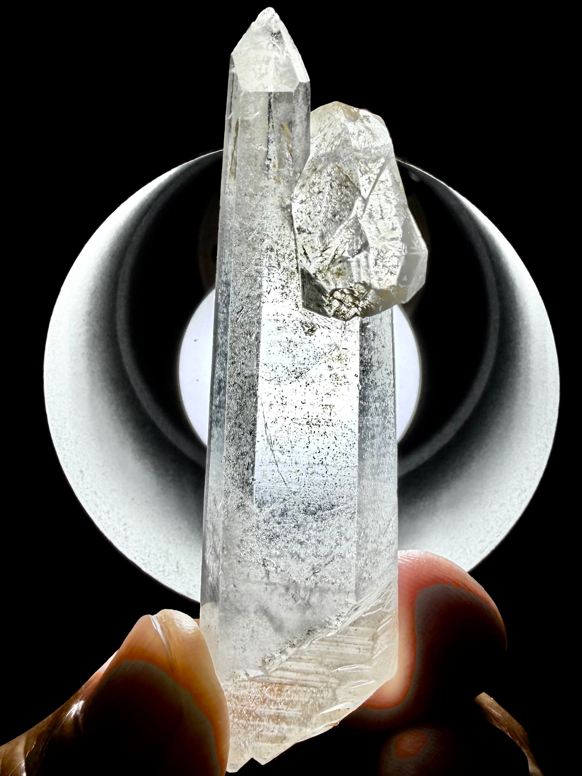 1) 高千穂天岩戸水晶・完全結晶DT珍品クラスター(レコードキーパー)