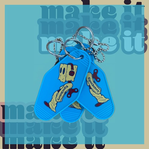 紙袋持ち運ぶのオシャレじゃね？キーホルダー　Blue