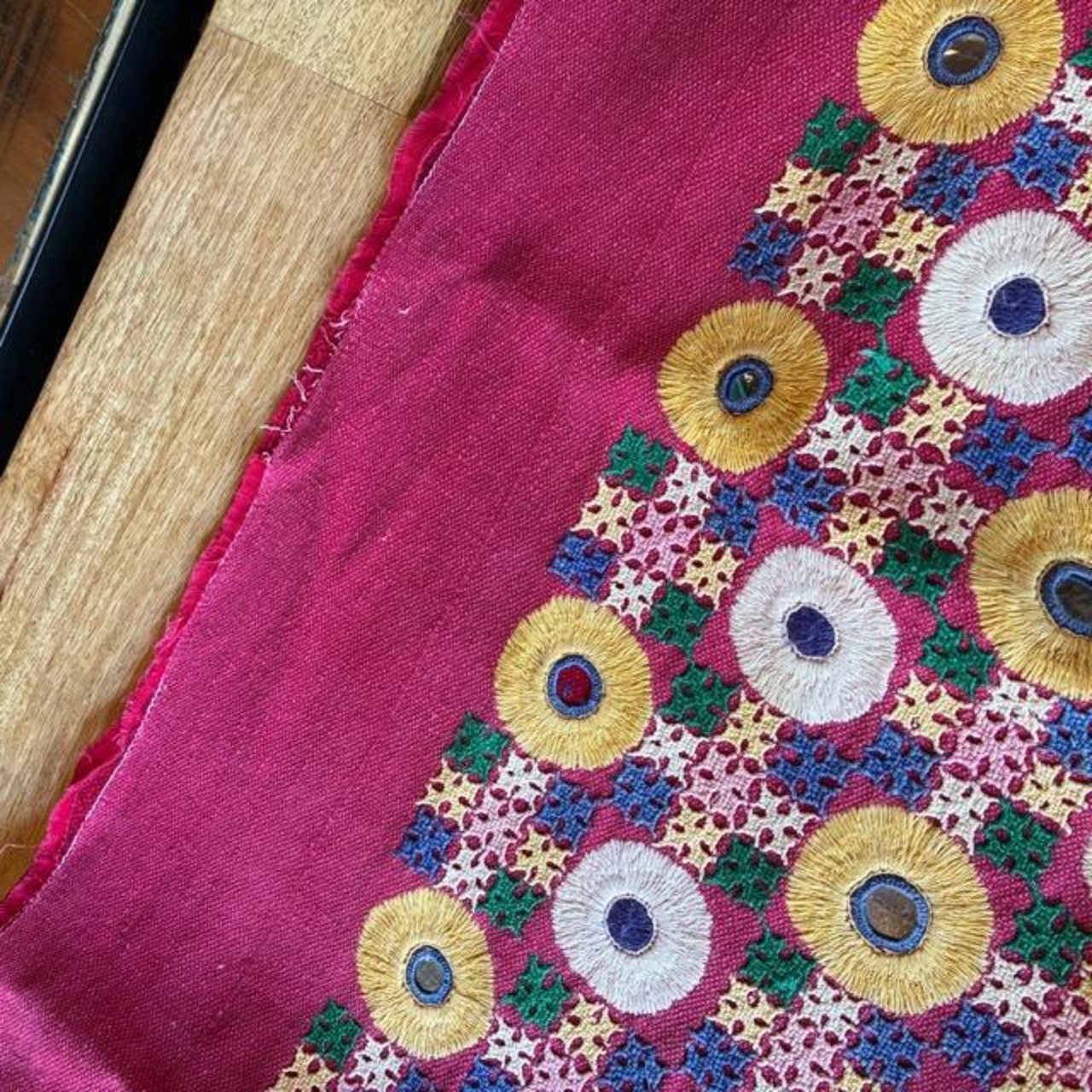 INDIA Vintage Rabari embroidered fabric 60×180cm 25000-2