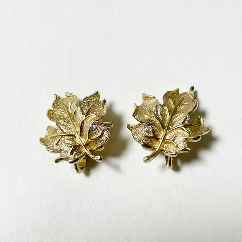 Vintage Trifari Maple Leaf Earrings