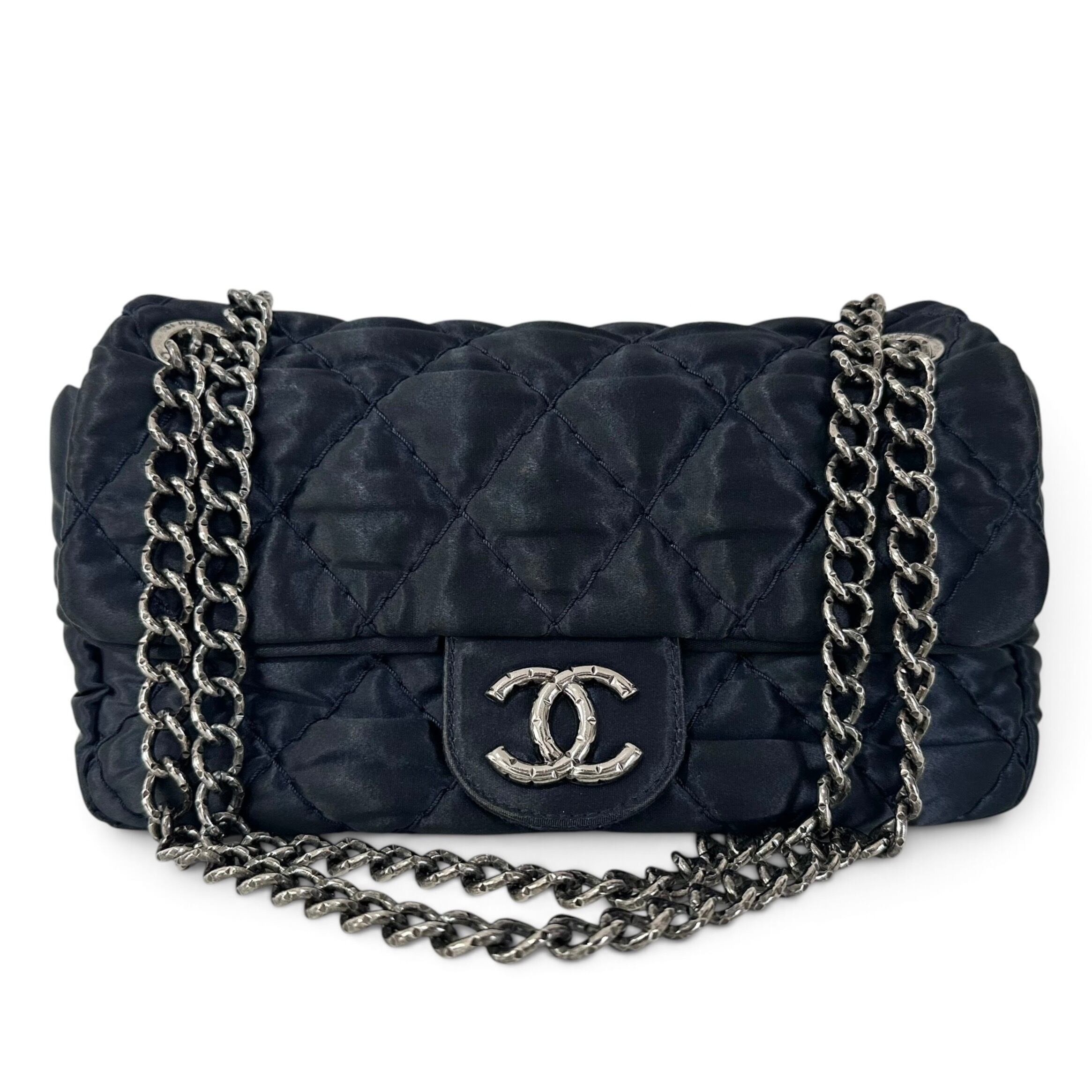 Rare◇CHANEL Matelasse Nylon CC Logo Navy Chain Shoulder Bag Silver Hardware 13617896 W 982