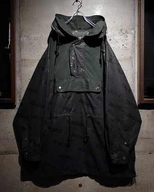 【Caka】90's “BOSS”Logo Pattern Vintage Oversized Rubber Anorak Parka