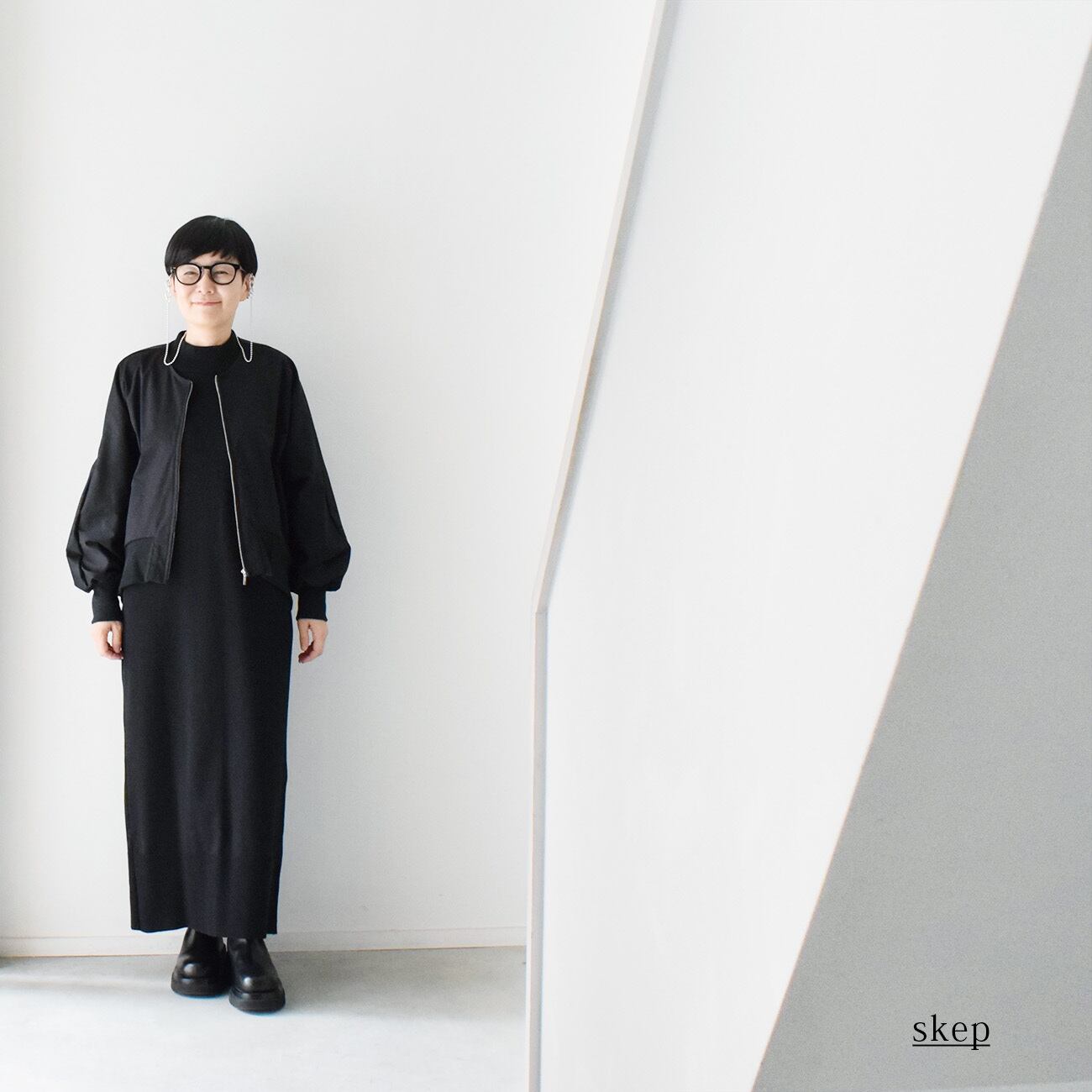 美品 SKEP skep 変形ショートブルゾン黒 変形ショートブルゾン：黒［JK13BZBK］ | skep-online shop
