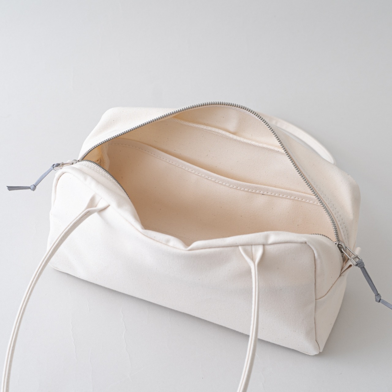 Cuboid Bag W 生成り