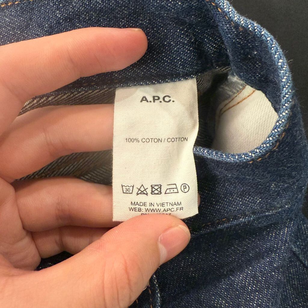 A.P.C アーペーセー JEAN NEW STANDARD ニュースタンダードジーンズ