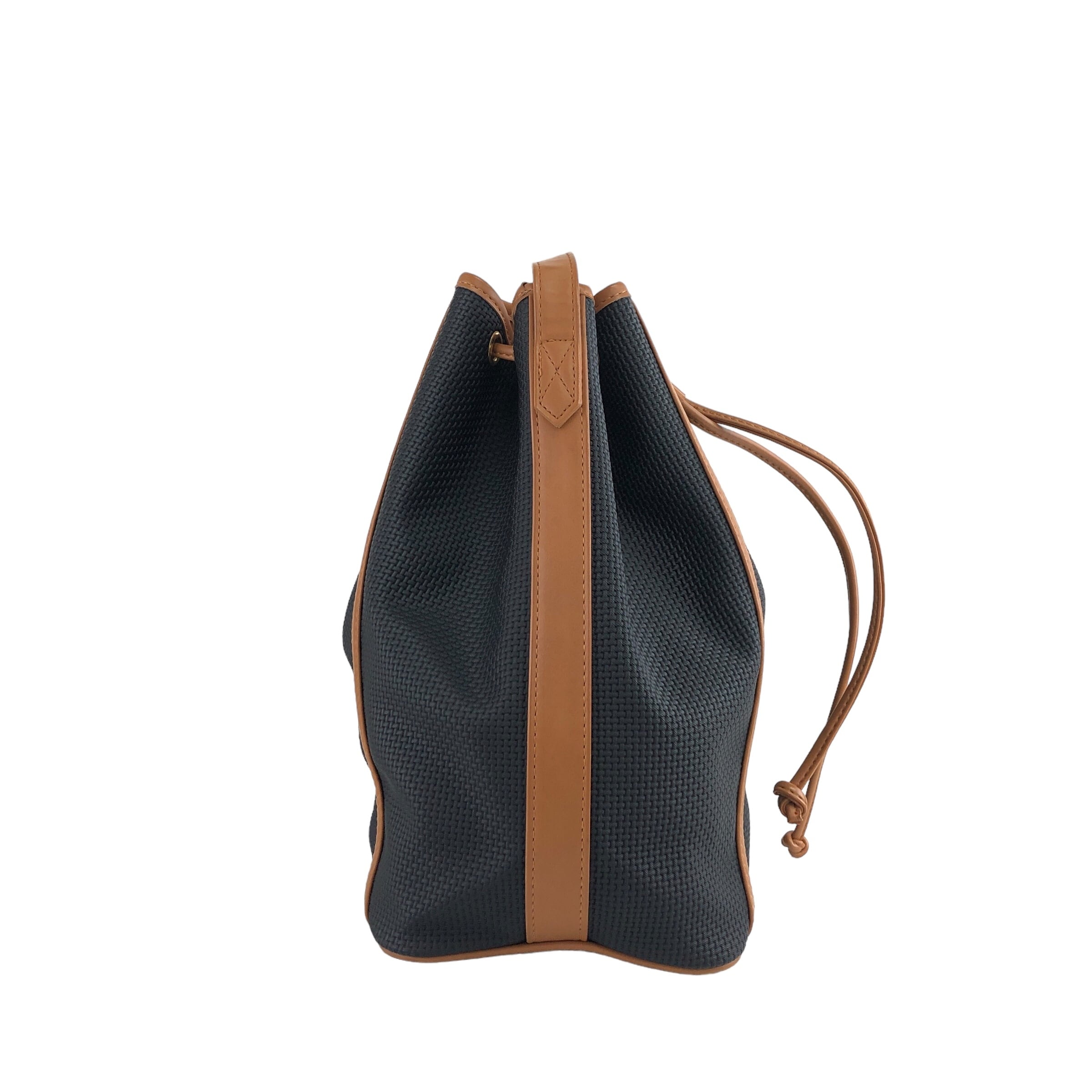 Yves Saint Laurent イヴ・サンローラン ショルダーバッグ ブラック