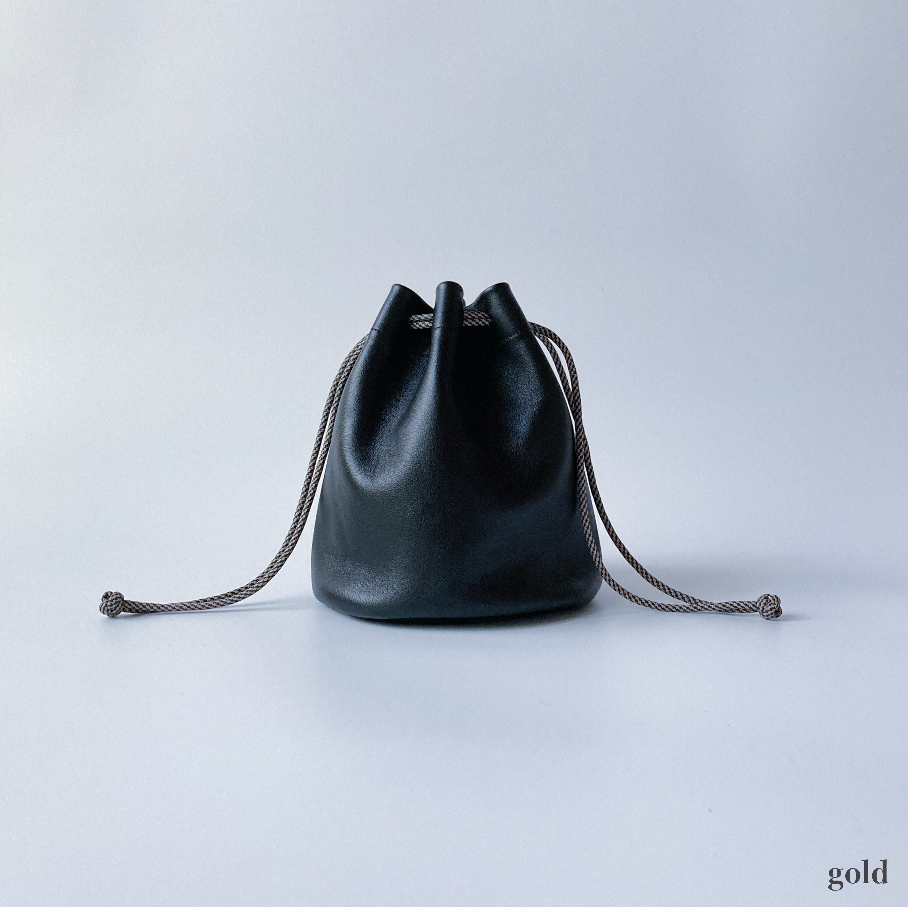 巾着バッグ Kinchaku bag (black) | tomorka | 和歌山 巾着バッグ Kinchaku bag (black) | tomorka | 和歌山