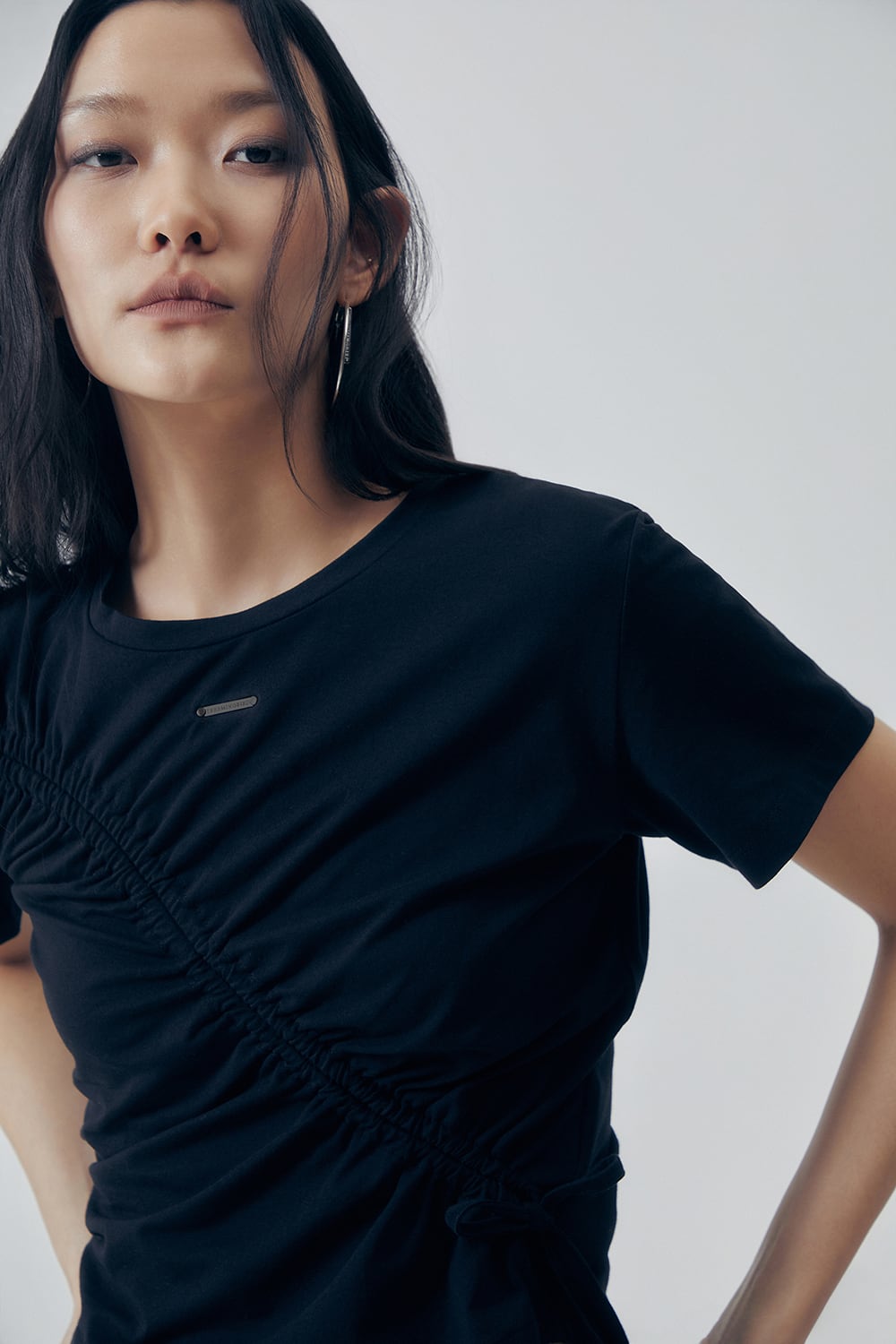 【TREEMINGBIRD】韓国人気★l Cut Point Crop T-shirts 5/24 予約発送☆【TREEMINGBIRD】Shirred Wave Detail Crop T