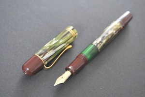 2011　ペリカン M101N トータスシェルブラウン　Pelikan M101N tortoiseshell brown　（太字）　14K　　　　　01803