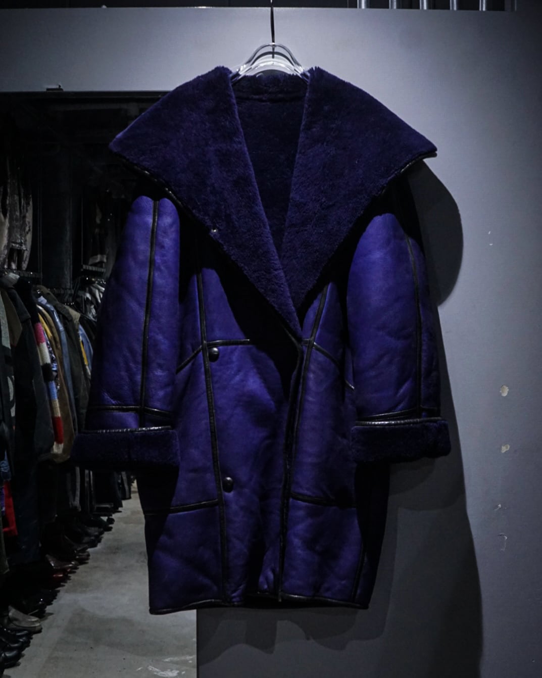 add (C) vintage】Beautiful Purple Vintage Loose Mouton Jacket