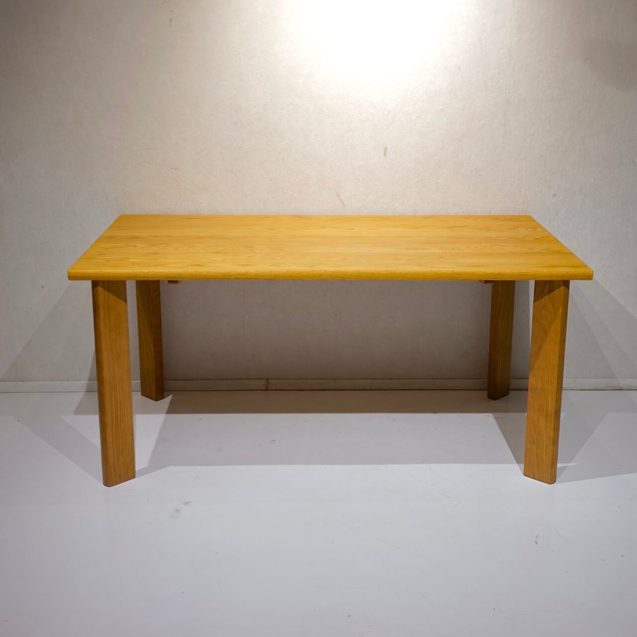 飛騨産業 チグサ150 ダイニングテーブル 無垢材 テーブル 食卓 HIDA