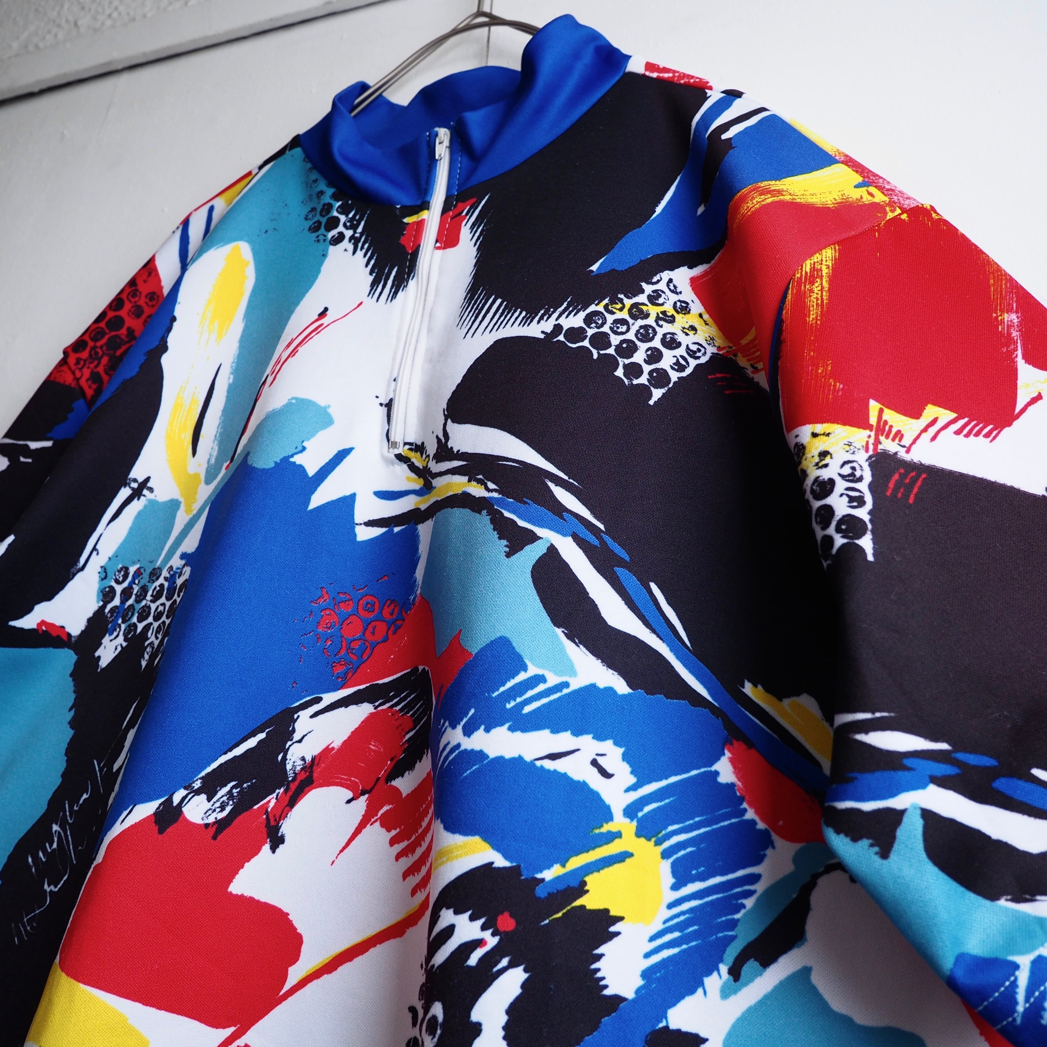 1990s Psychedelic chaos art painted vintage half zip Tee