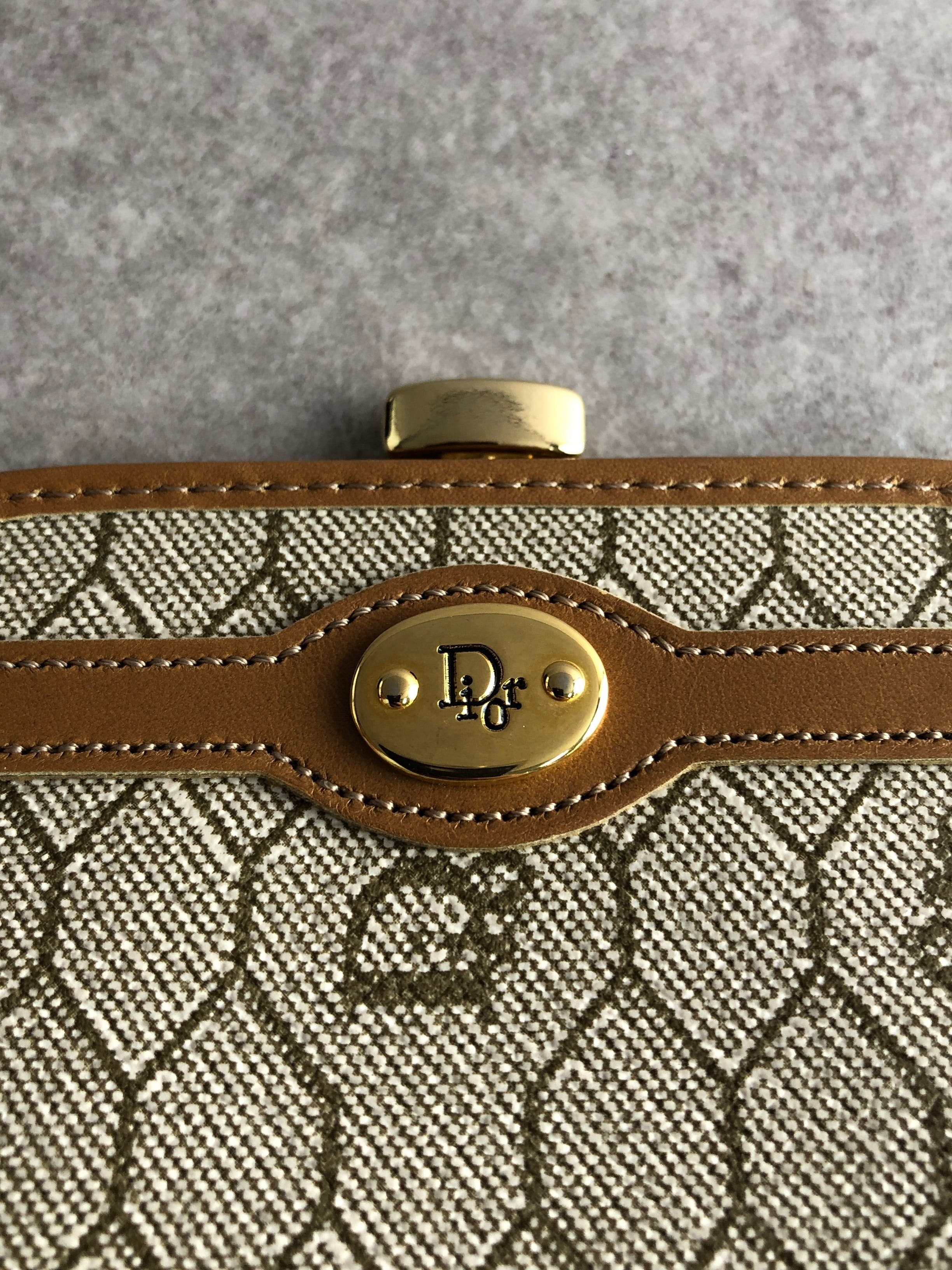 Christian Dior クリスチャン ディオール ハニカム柄 財布 ベージュ