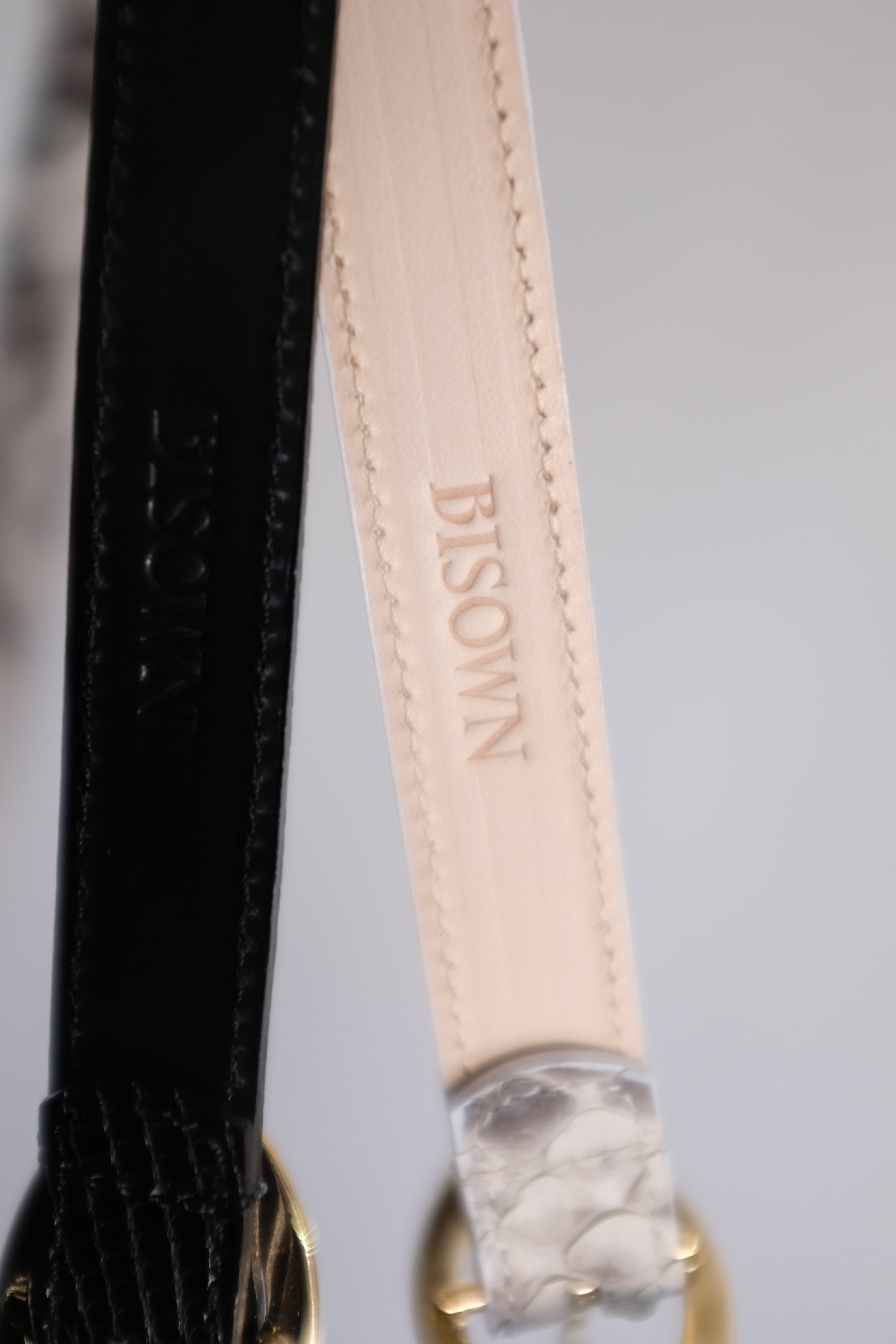 BISOWN]PYTHON OVAL BELT | YES-姫路の美容院と服のお店YES(イエス)です。