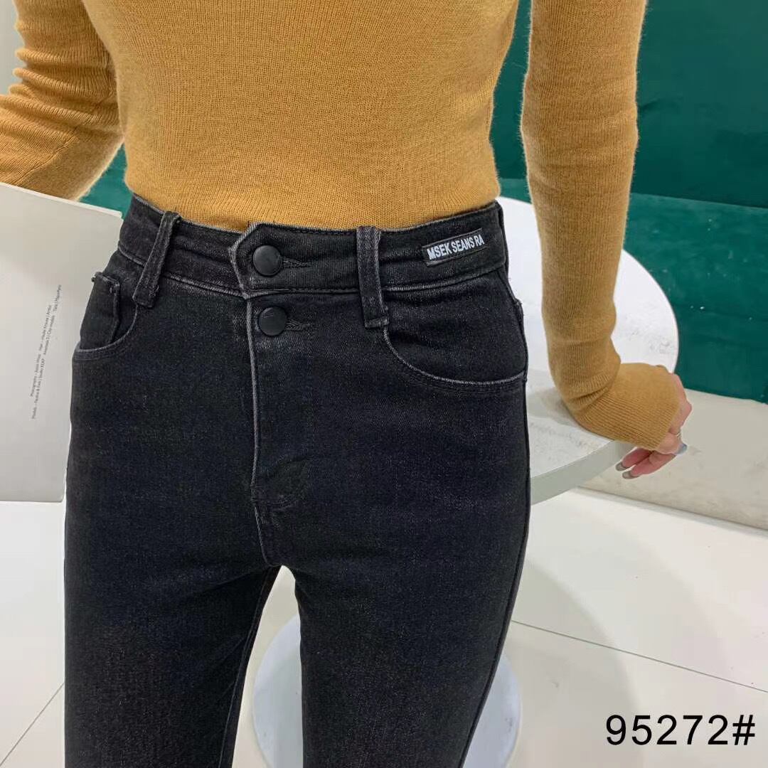 ロールアップデニムパンツ